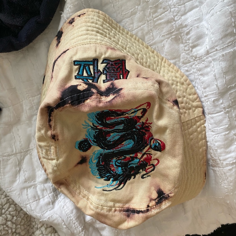 Vintage bucket hat!!